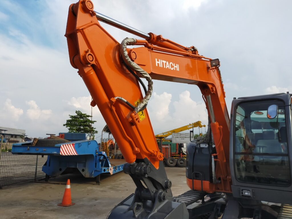 Гидролиния на экскаваторы Hitachi